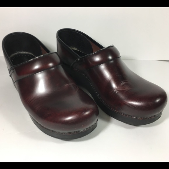Dansko Shoes - Dansko Shoes size 38- size 8 US clogs